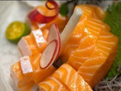 -萤初高端日料王(曲江银泰店)