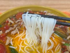 -乡村鸡杂米线(汉渝路店)