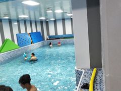 -楠木种子游泳馆(李沧万达店)