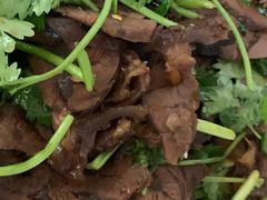 -烂厅下牛肉汤