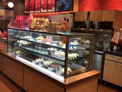 面包甜点陈列柜-85度C(上海奉贤苏宁生活广场二店)