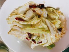手撕包菜-昱龙大盆牛蛙馆(三兴街总店)
