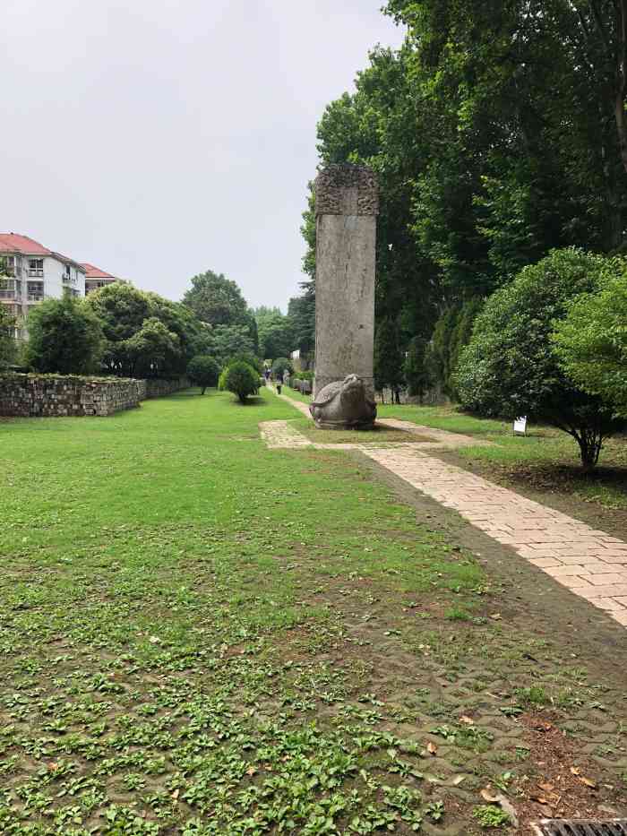 明中山王陵园-"地理位置:板仓街192号,靠近南师紫金学.