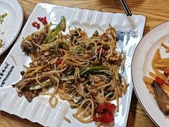 -牛八宝桂林米粉(八里庄店)