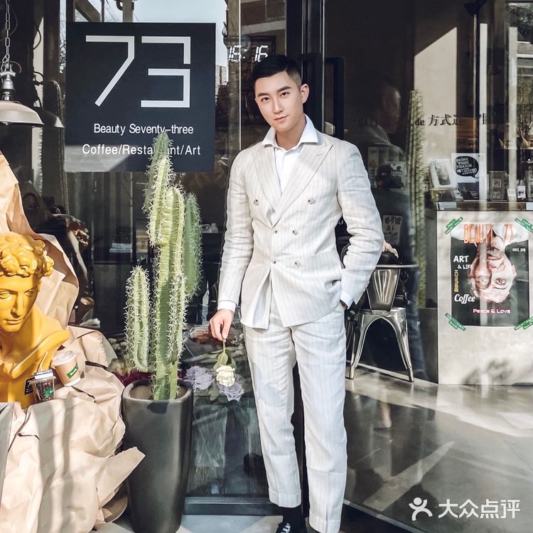 赏花攻略|绝美的白色海棠树下太浪漫了'🤍