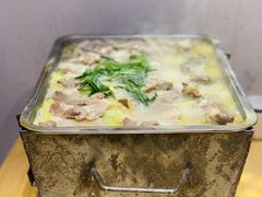 -聚汇三少·龙虾·中餐厅(莫邪路新天地店)