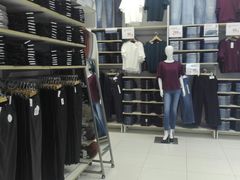 店内环境-优衣库(成都锦华万达广场店)