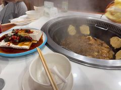 -哈尔滨东北铁锅炖(都督街店)