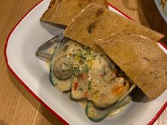 椰奶烩青口-HELLO 27 意面·沙拉·帕尼尼