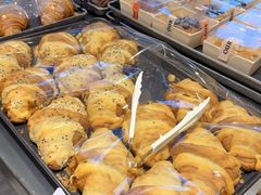 -OUR Bakery(中海环宇荟店)