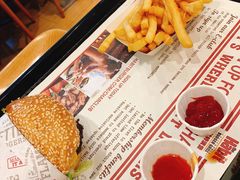 -The Habit Burger Grill 哈比特汉堡(爱琴海店)