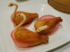 榴莲天鹅酥-稻香酒家·33年老字号·港式粤菜(富邦中心店)