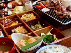 十宫烧肉拼盘御膳-味太助·银饭食堂(中华城店)