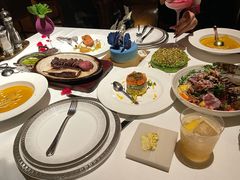-Mogul Eatery·大亨餐酒馆