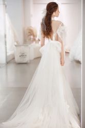 -艾米丽婚纱礼服