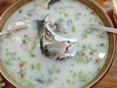 -美顺香食府鱼头老店(雪野湖店)
