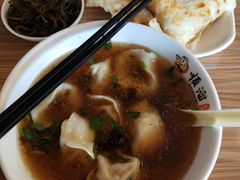 -顺溜·手工刀削面·黑金店(铜锣湾店)