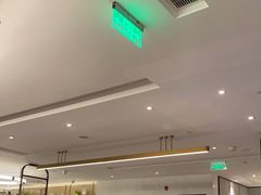 -港丽餐厅(杭大店)