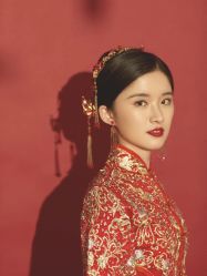 -易摄影婚纱摄影工作室