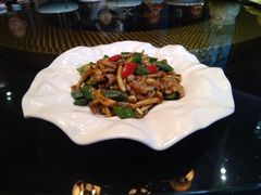-铜锣湾·有麝自然香(渝北财富中心店)