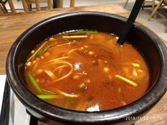 香辣过桥米线-滇越乘象云南餐厅(次渠店)