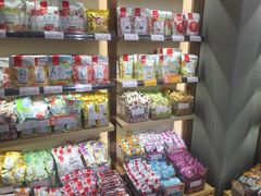 零售区-良品铺子(白云新世界店)