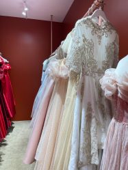 -派丽莫Pellimo原创设计婚纱品牌