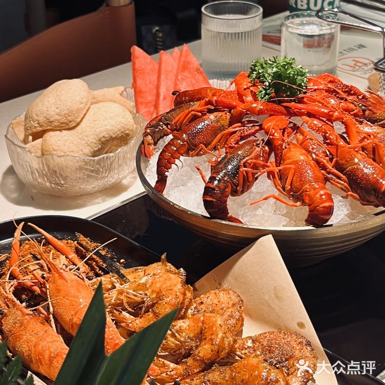 全场6折，双人套餐送野餐垫，四人套餐送保温箱
