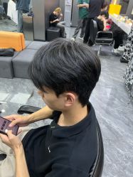 -米可造型烫发染发