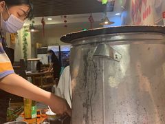-地锅公社·现炒地锅鸡·地锅鱼·夜宵(罗锦路店)