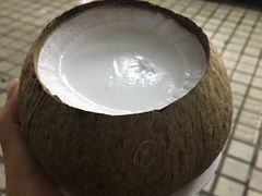 -椰爺爺·椰子冻砵仔糕