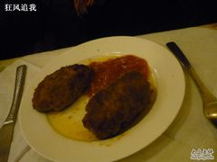 哈尔滨-露西亚-肉饼-忒油-露西亚咖啡西餐厅(哈尔滨俄侨纪念馆店)