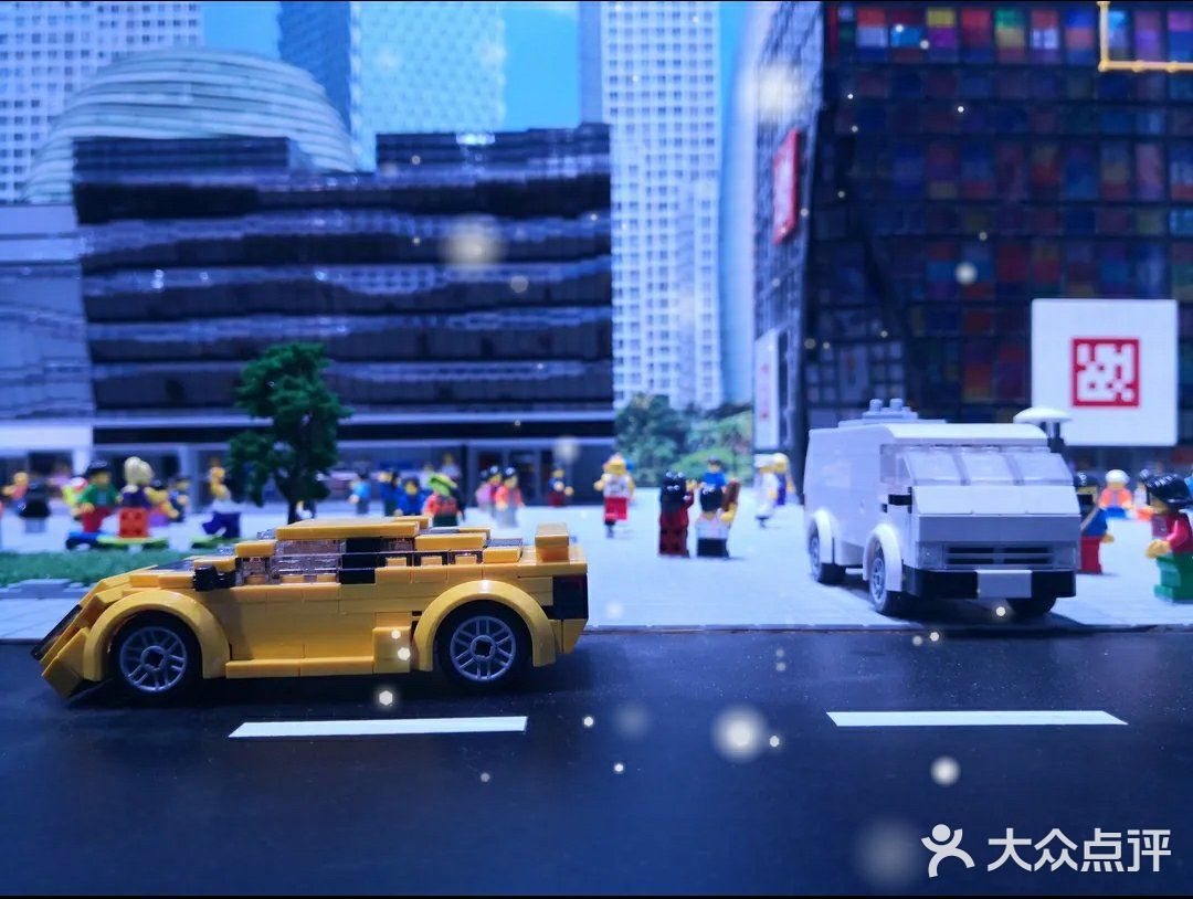 益智玩具→乐高的天堂，快来放放电[糖果][胜利]