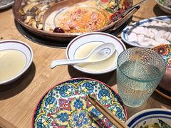 -洱火云南酸菜牛肉火锅(石景山当代商城店)