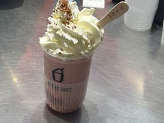 -须尽欢·冰淇淋&中国茶(翔殷路店)