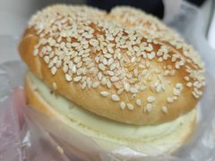 芝麻奶酪贝果-甜嘟嘟烘焙坊(舒城路店)