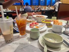 -蝴蝶里·粤菜·点心(滨江龙湖店)