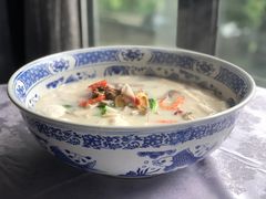 极品鱼头皇-山外山菜馆(玉泉路店)