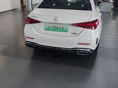 -天津波士信达奔驰4S店(卫津南路店)