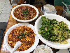 凉拌生菜-勇猛子川菜馆(新军路店)