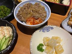 -鸟鸣门屋台料理(金帝银泰店)
