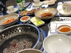 -草家酱蟹炭火烤肉店(珲春南路一店)
