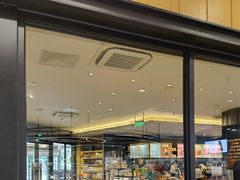 -星巴克臻选(华堂·新辰汇店)