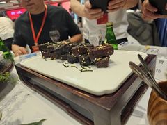 -舜耕山庄四时万和自助餐厅