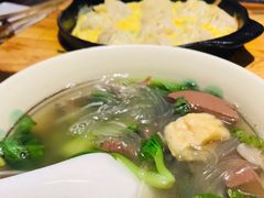 鸭血粉丝汤-有家生煎(三里屯店)