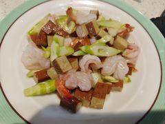 -巧克力渔家.小船海鲜胶东菜(万平口店)