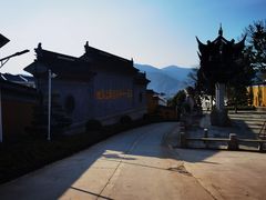-灵岩山风景区