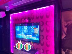 -UK派对KTV(日月广场店)