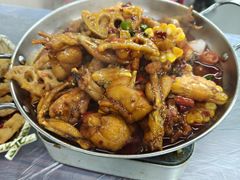 香辣牛蛙-小民大排档(江汉路店)