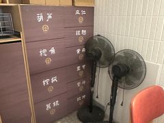 -必胜客(WOW昙华林店)